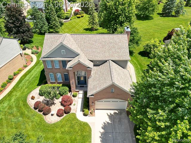 1815 Ring Neck Drive, Rochester, MI 48307