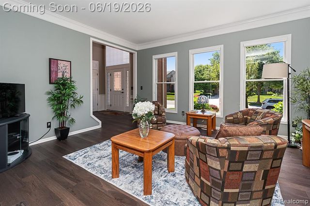 1815 Ring Neck Drive, Rochester, MI 48307