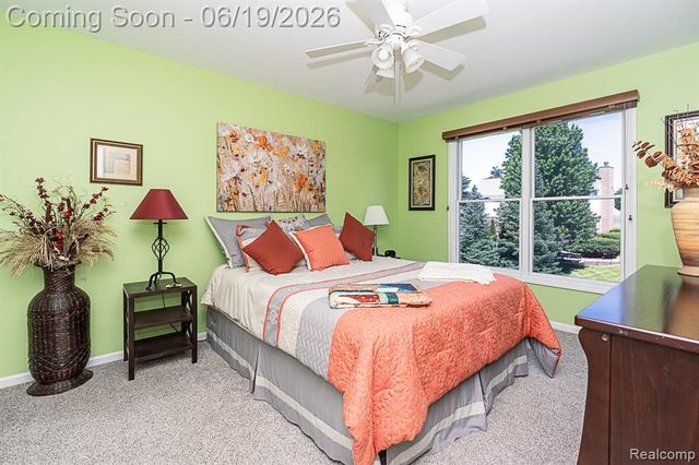 1815 Ring Neck Drive, Rochester, MI 48307