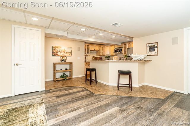 1815 Ring Neck Drive, Rochester, MI 48307