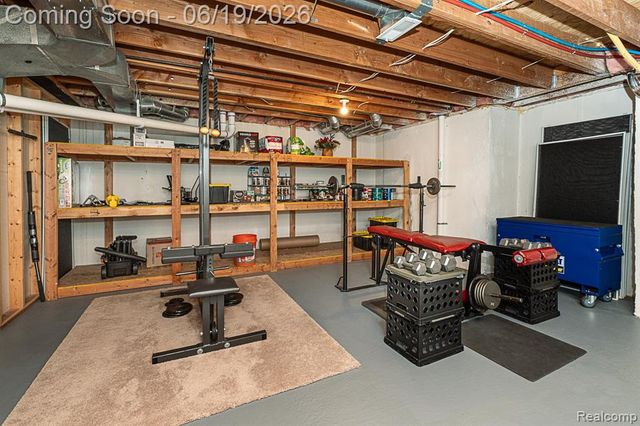 1815 Ring Neck Drive, Rochester, MI 48307