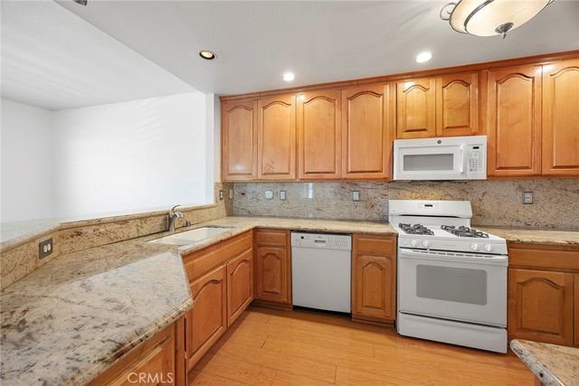 2260 Indigo Hills Drive 5, Corona, CA 92879