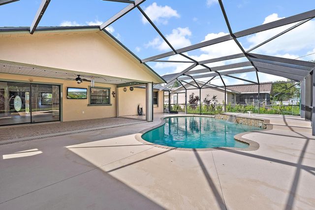 489 SE Evergreene Terrace, Port St Lucie, FL 34983