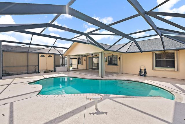 489 SE Evergreene Terrace, Port St Lucie, FL 34983