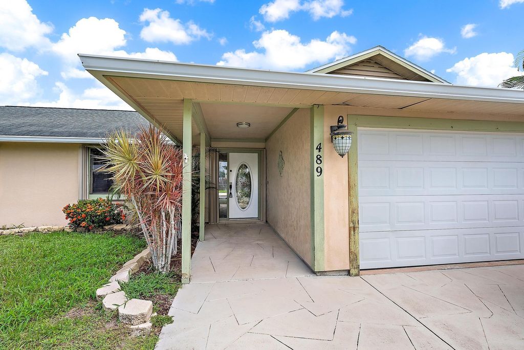 489 SE Evergreene Terrace, Port St Lucie, FL 34983