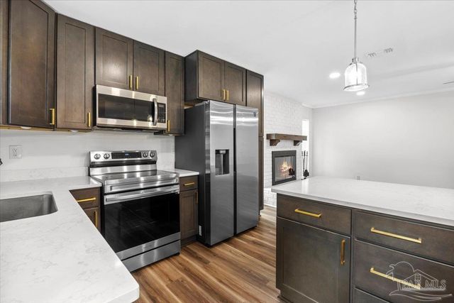 5897 Somerset Dr, Pensacola, FL 32526