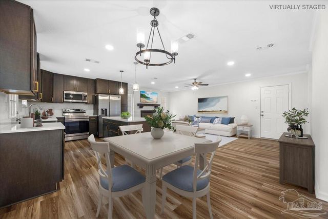 5897 Somerset Dr, Pensacola, FL 32526