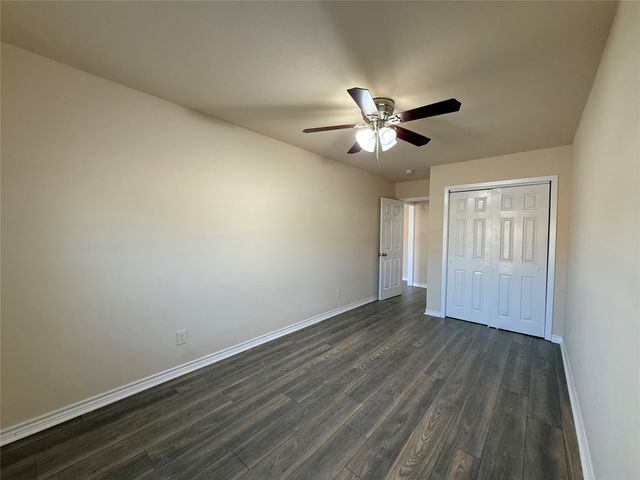 2540 W Rochelle Road, Irving, TX 75062