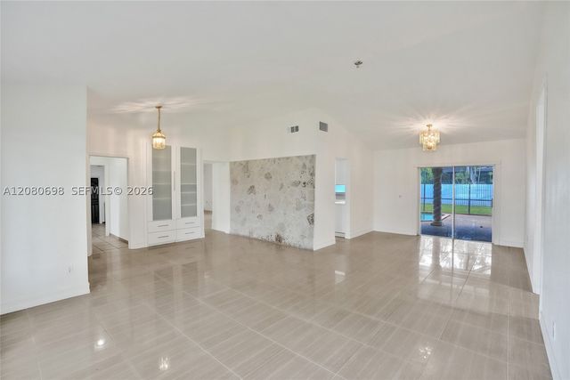 8260 SW 88th St, Miami, FL 33156