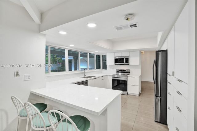 8260 SW 88th St, Miami, FL 33156