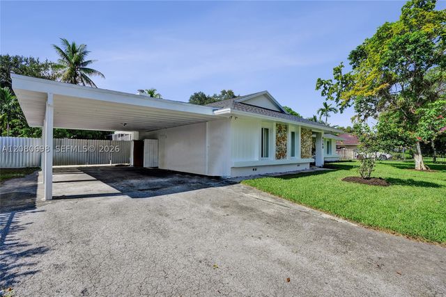 8260 SW 88th St, Miami, FL 33156