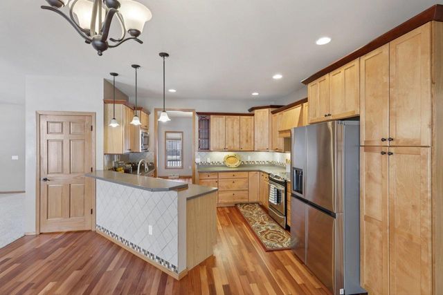 551 Fargo Trail, Madison, WI 53562