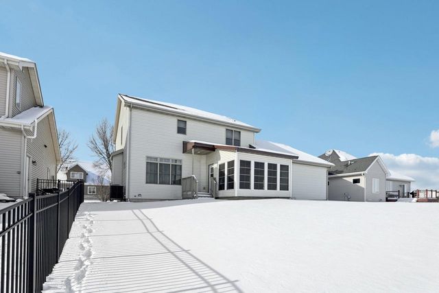 551 Fargo Trail, Madison, WI 53562