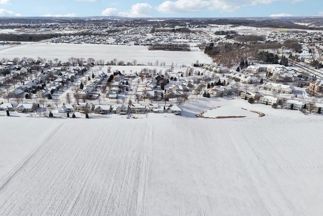 551 Fargo Trail, Madison, WI 53562