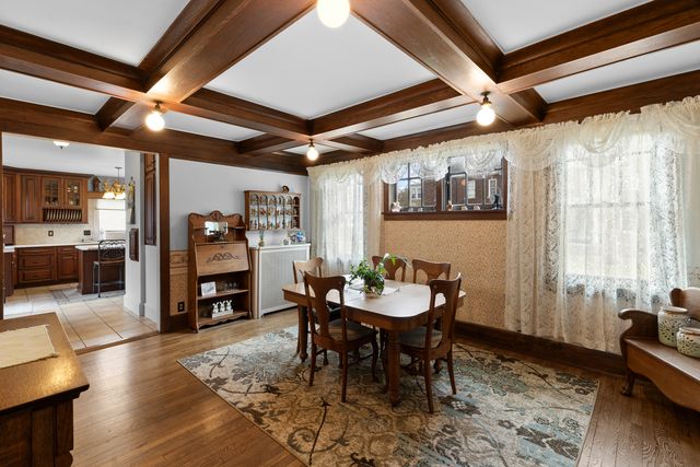 205 E Lincoln Avenue, Watseka, IL 60970