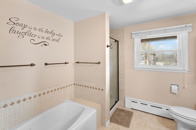 205 E Lincoln Avenue, Watseka, IL 60970