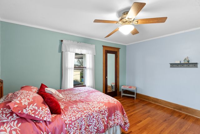 205 E Lincoln Avenue, Watseka, IL 60970