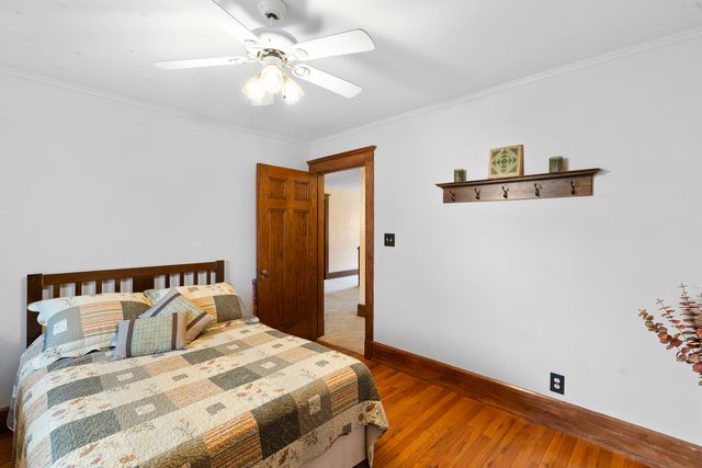 205 E Lincoln Avenue, Watseka, IL 60970