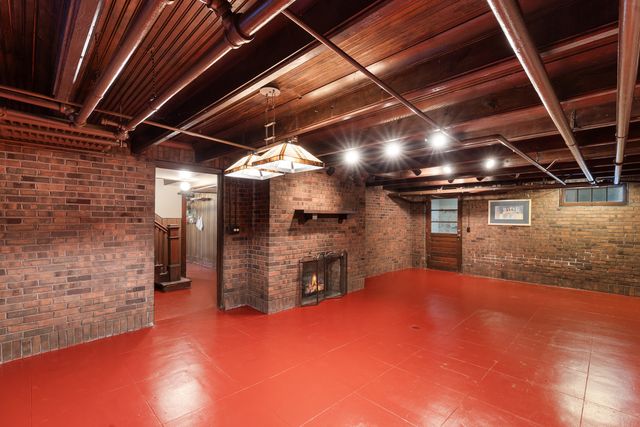 205 E Lincoln Avenue, Watseka, IL 60970