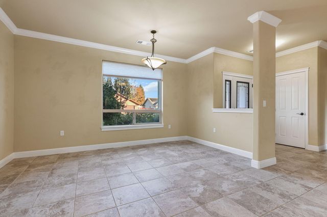 12915 Gardenia Drive, Red Bluff, CA 96080