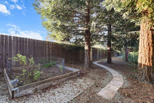 12915 Gardenia Drive, Red Bluff, CA 96080