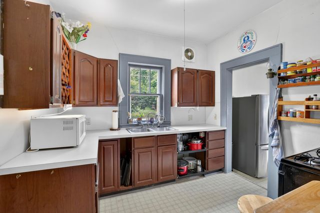 302 N Franklin Street, Delaware, OH 43015