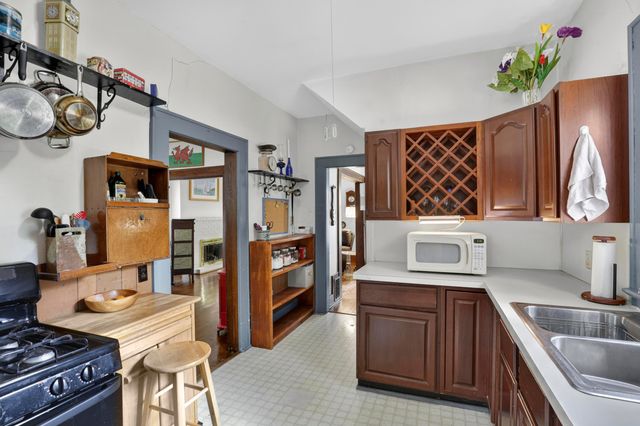 302 N Franklin Street, Delaware, OH 43015