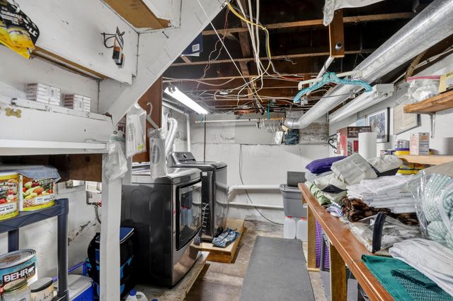 302 N Franklin Street, Delaware, OH 43015