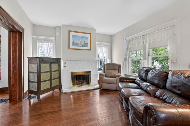 302 N Franklin Street, Delaware, OH 43015