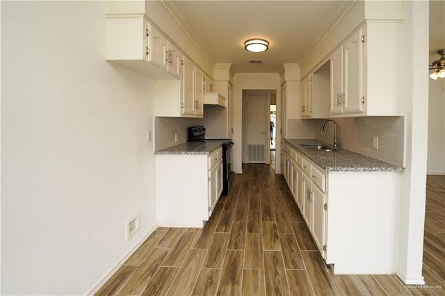 3204 Sycamore Avenue, Mcallen, TX 78501