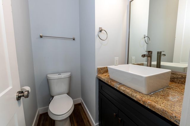 1318 Reinerman Street, Houston, TX 77007