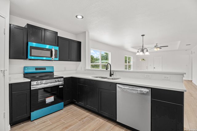 9446 Strech Ave, San Antonio, TX 78224