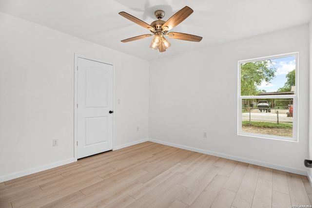 9446 Strech Ave, San Antonio, TX 78224