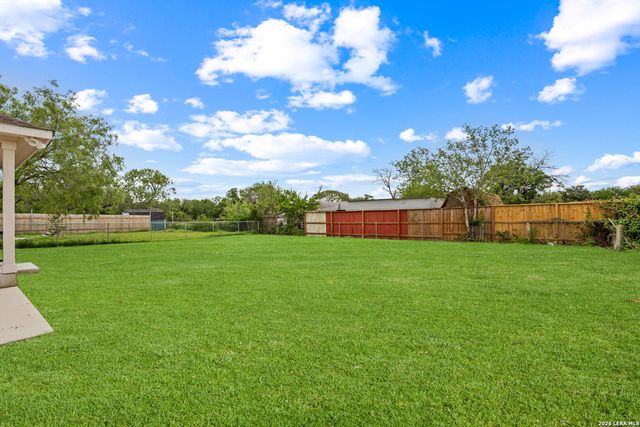 9446 Strech Ave, San Antonio, TX 78224