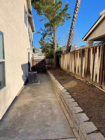 143 Carnival Court, Vallejo, CA 94589