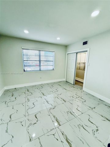 617 SW 11th St 14E, Miami, FL 33129