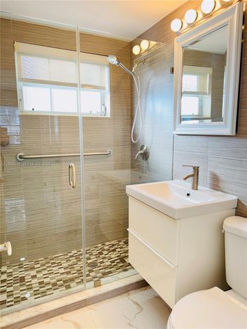 617 SW 11th St 14E, Miami, FL 33129