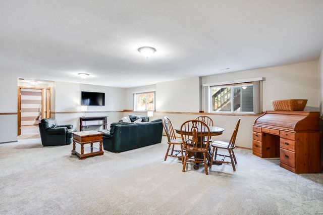 11838 W Neville Ct, Wichita, KS 67205