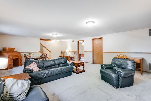 11838 W Neville Ct, Wichita, KS 67205