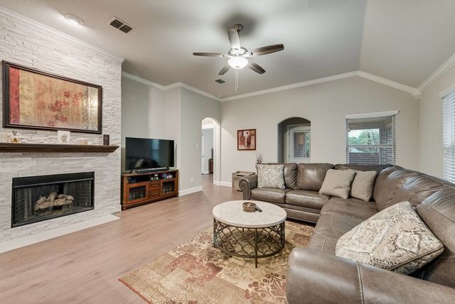 905 Park Place Lane, Mckinney, TX 75071