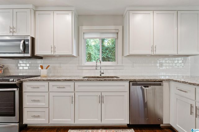 1963 4TH PLACE S, Birmingham, AL 35205
