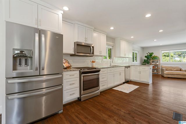 1963 4TH PLACE S, Birmingham, AL 35205