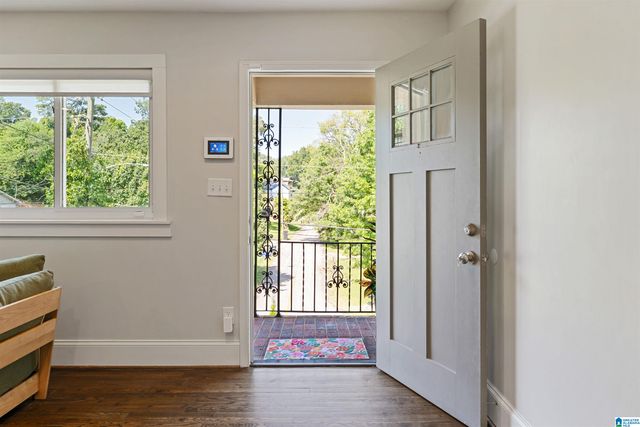 1963 4TH PLACE S, Birmingham, AL 35205