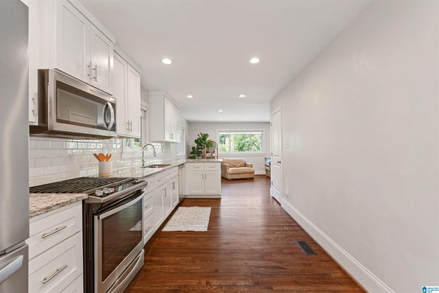 1963 4TH PLACE S, Birmingham, AL 35205