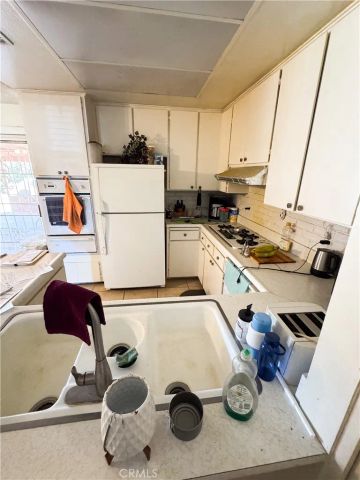 2016 Barcelona Circle, Barstow, CA 92311