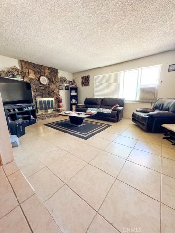 2016 Barcelona Circle, Barstow, CA 92311