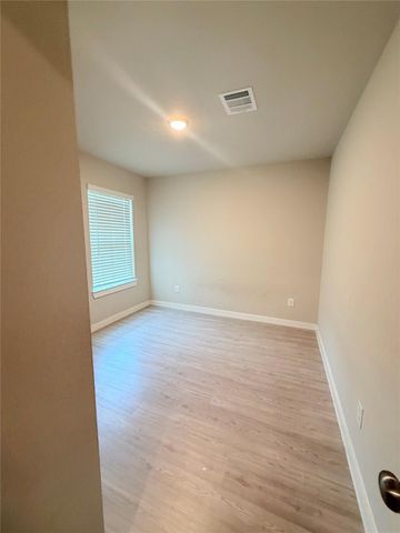3331 Trail View Drive, Rosenberg, TX 77471