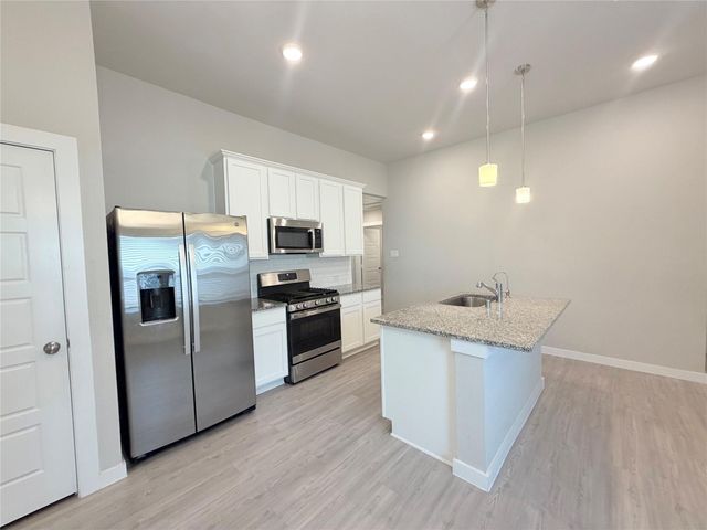 3331 Trail View Drive, Rosenberg, TX 77471