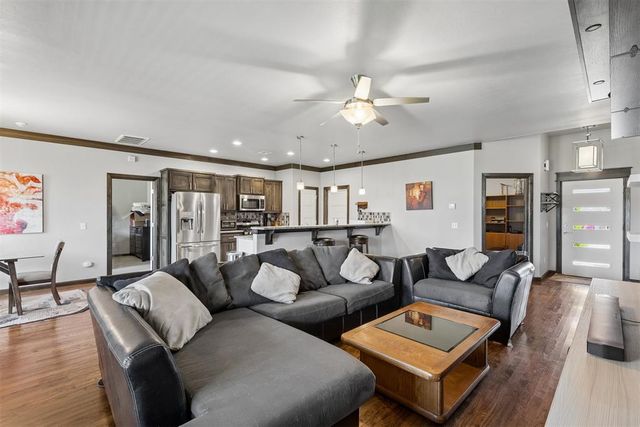 6116 Beverly Hills Drive, Edmond, OK 73034