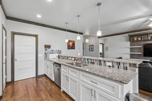 6116 Beverly Hills Drive, Edmond, OK 73034
